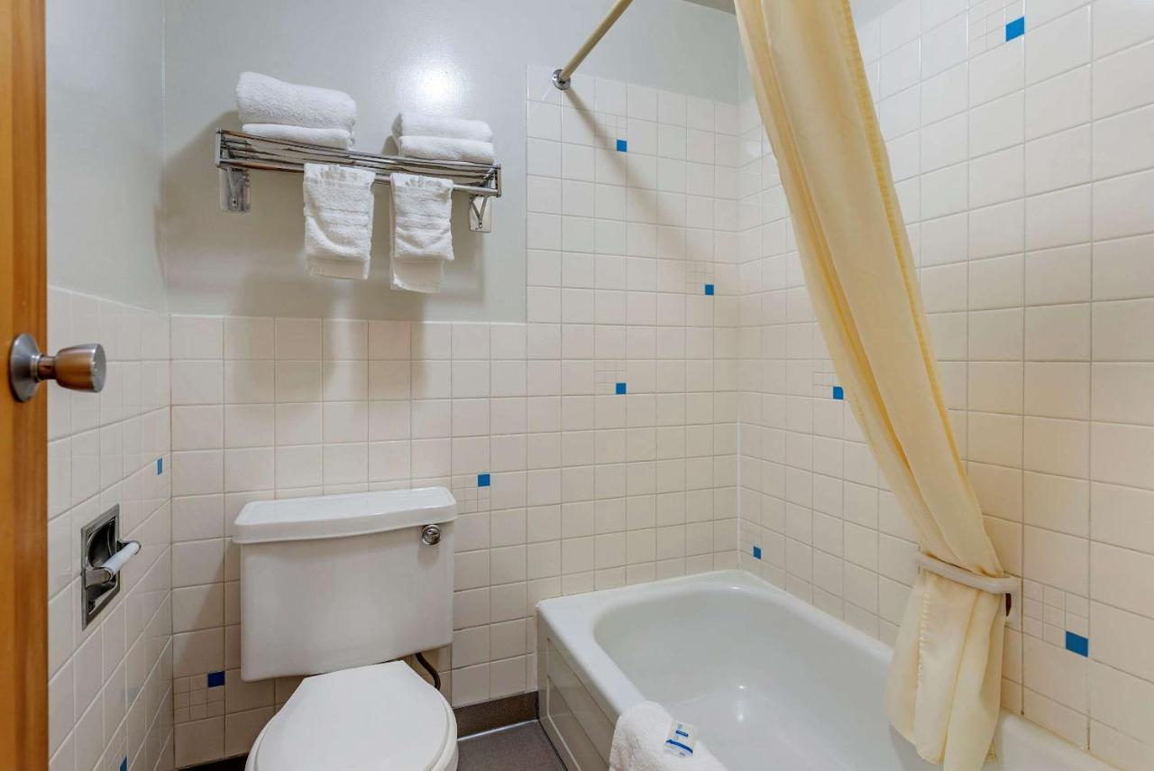Asam Hotel Goodland Kültér fotó
