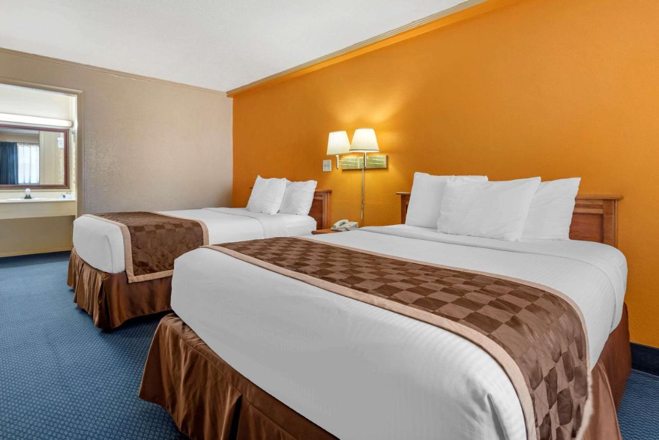 Asam Hotel Goodland Kültér fotó