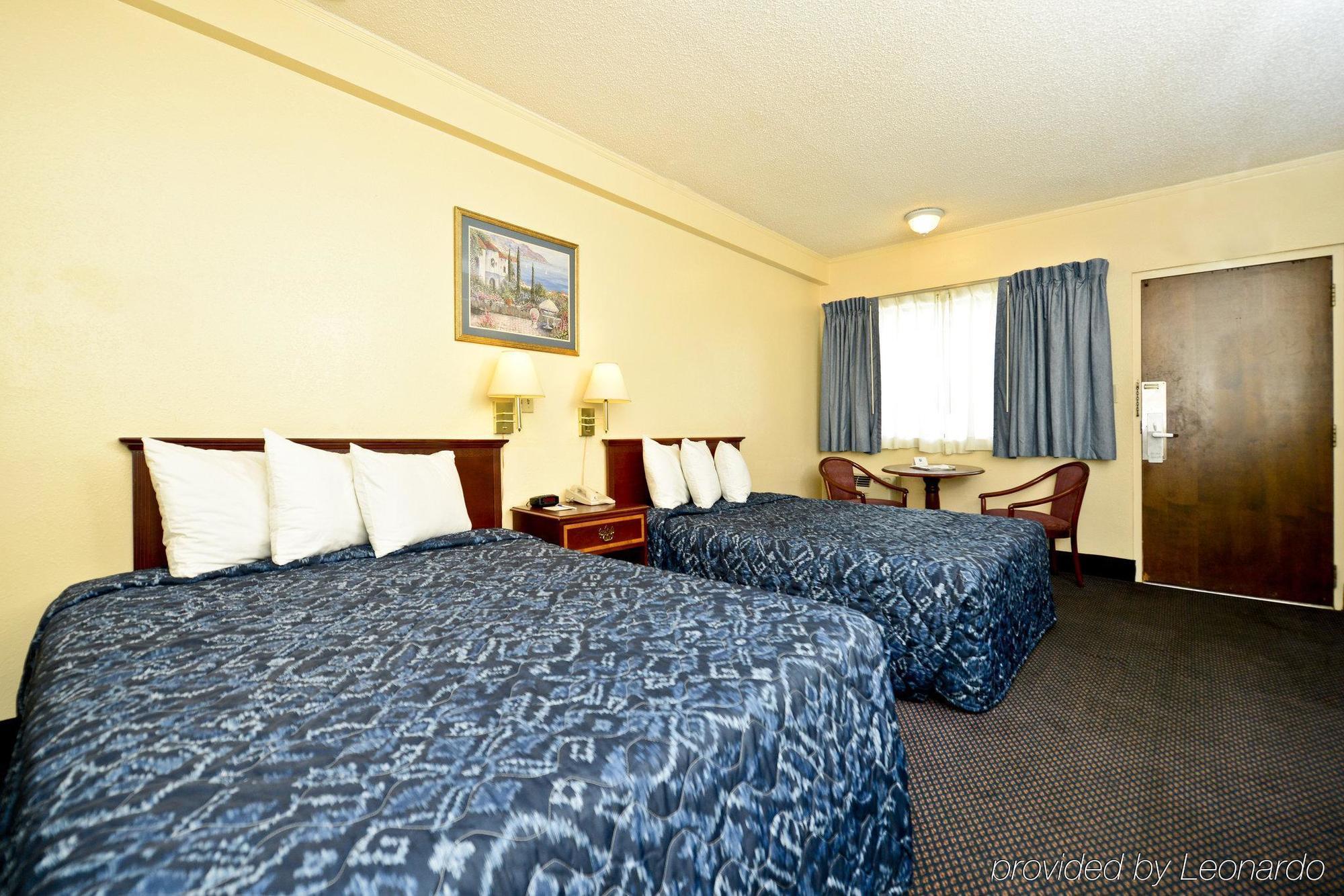 Asam Hotel Goodland Kültér fotó