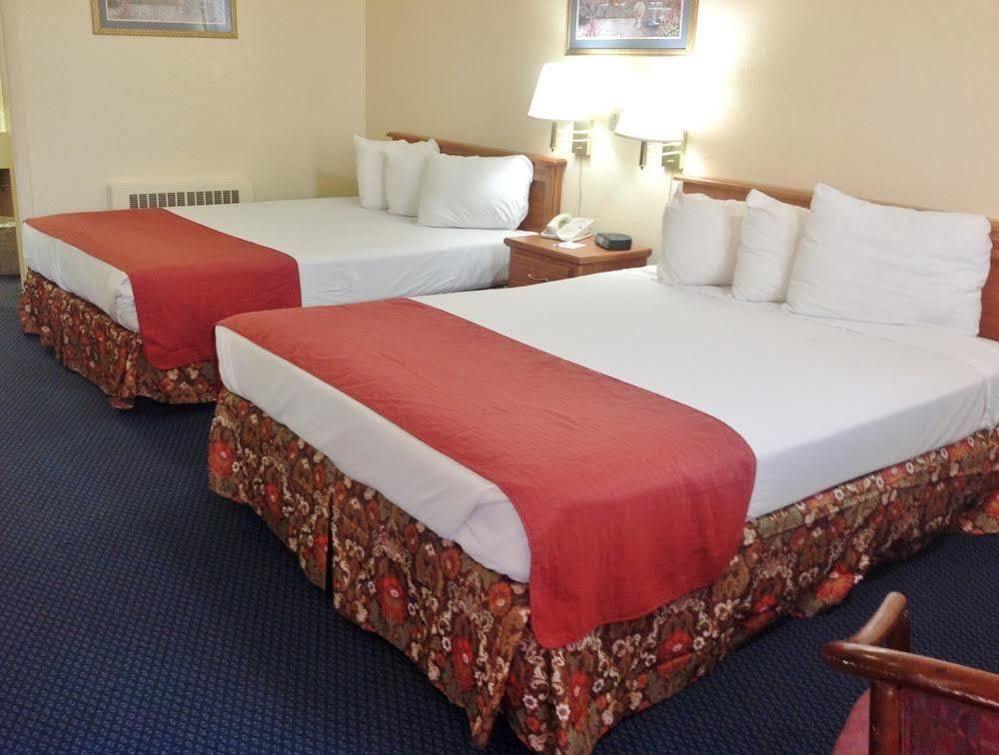 Asam Hotel Goodland Kültér fotó